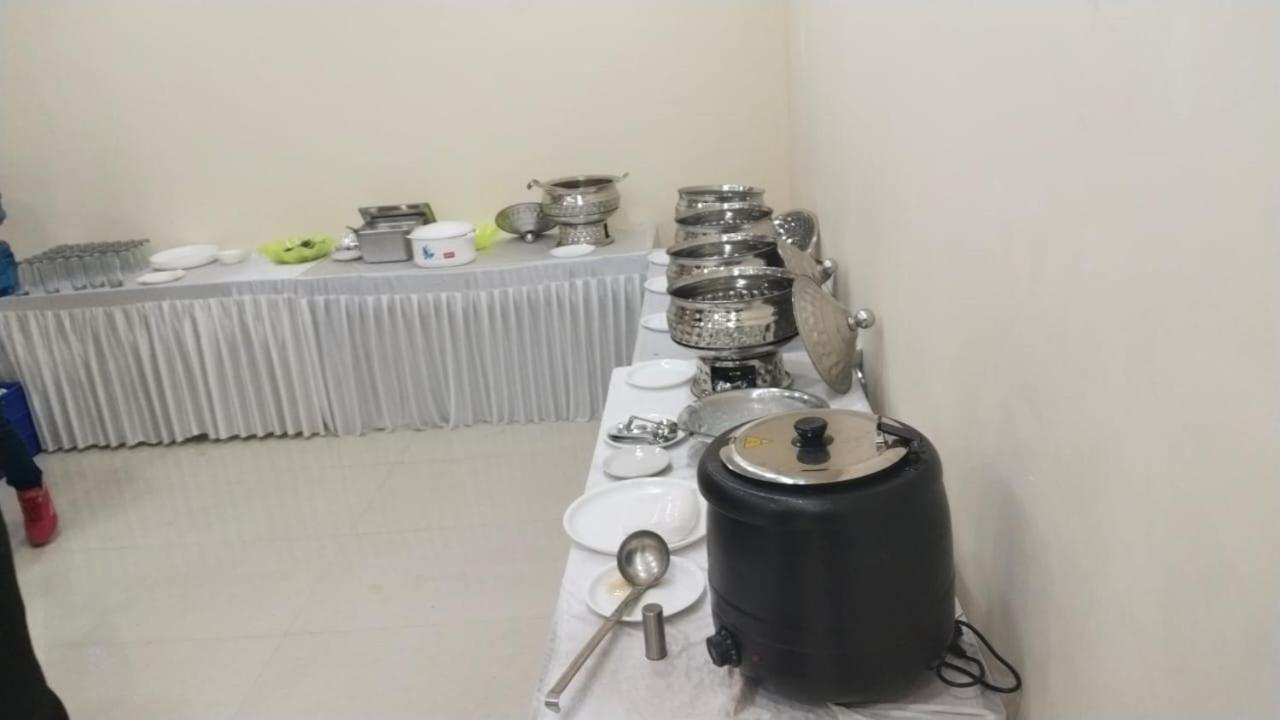 Shourya Hotel And Banquet نويدا المظهر الخارجي الصورة