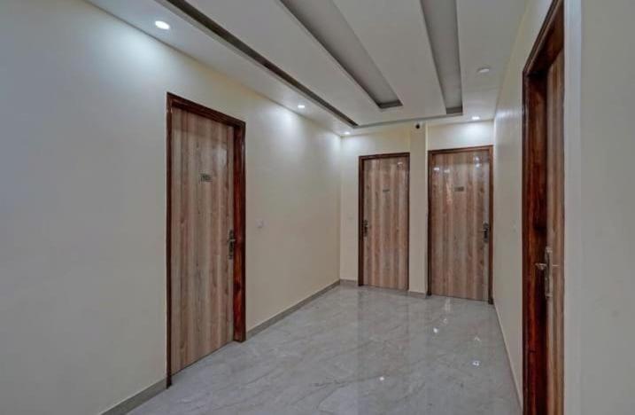 Shourya Hotel And Banquet نويدا المظهر الخارجي الصورة